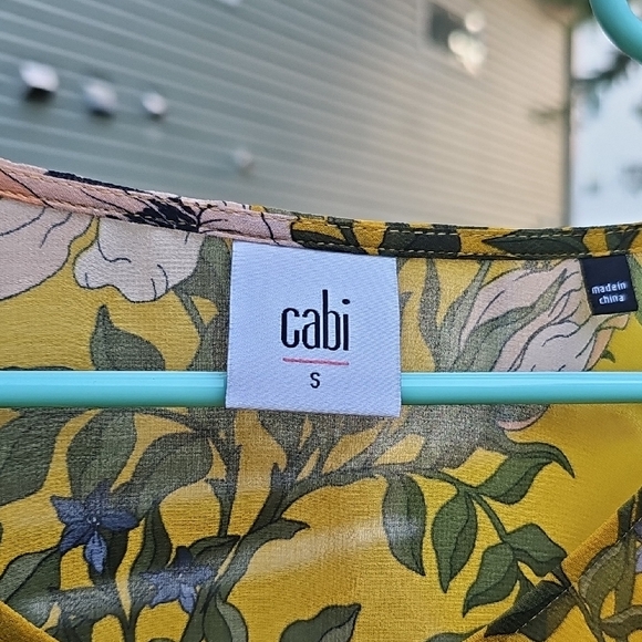 CAbi Yellow Floral Top - Picture 2 of 5